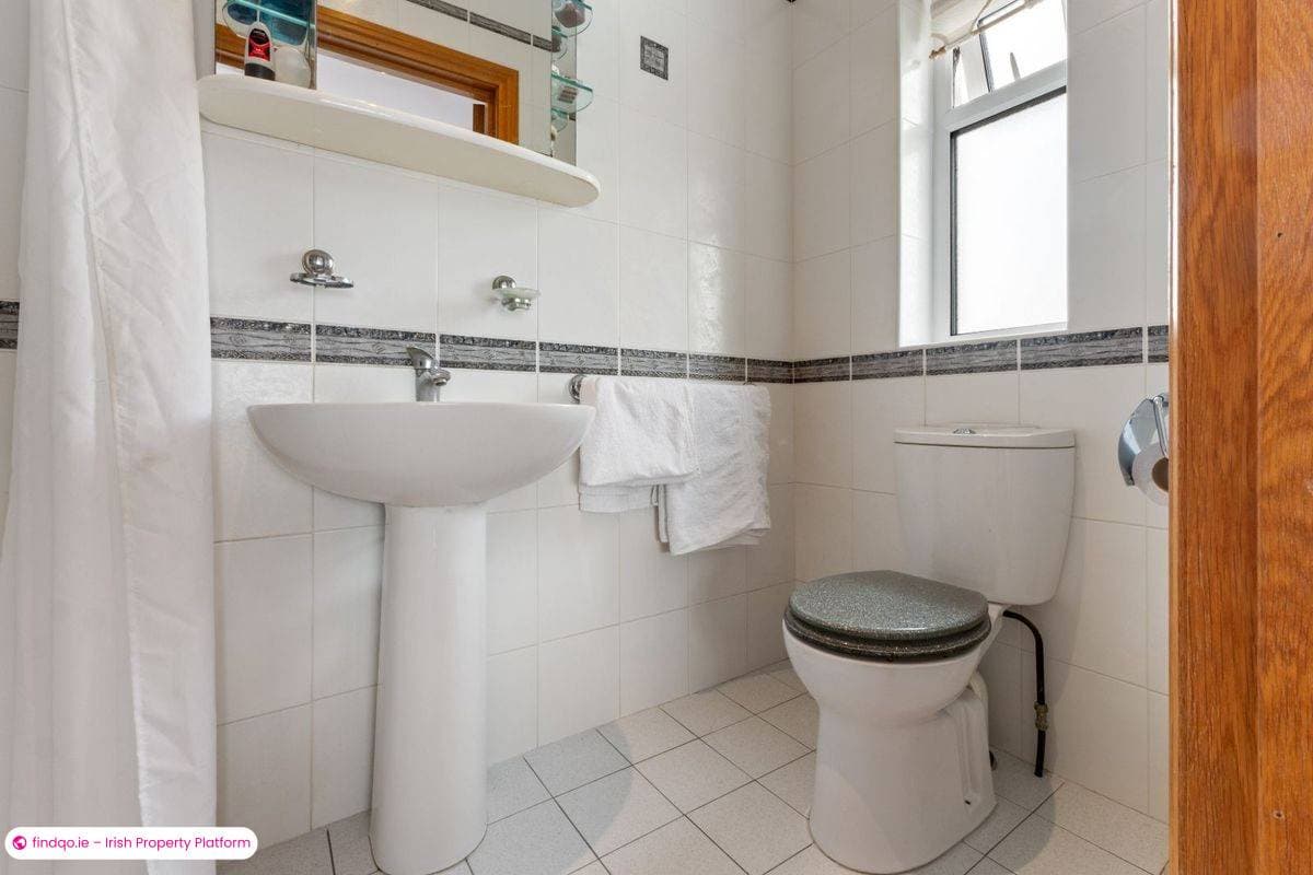 Detached house for Sale in Ballyhaunis, Mayo