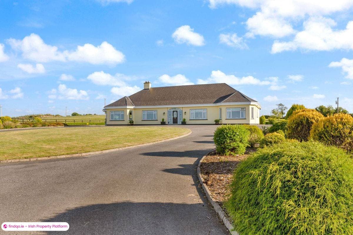 Detached house for Sale in Ballyhaunis, Mayo