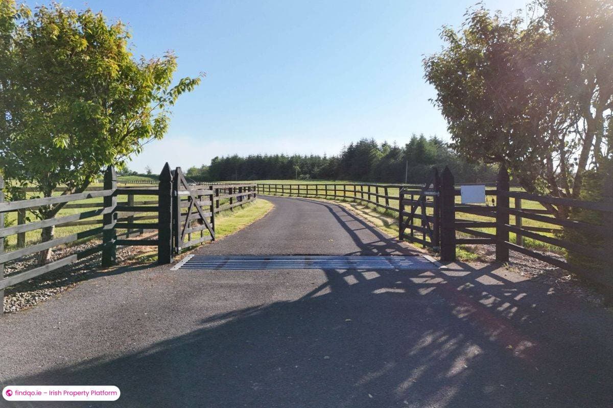 Detached house for Sale in Ballyhaunis, Mayo