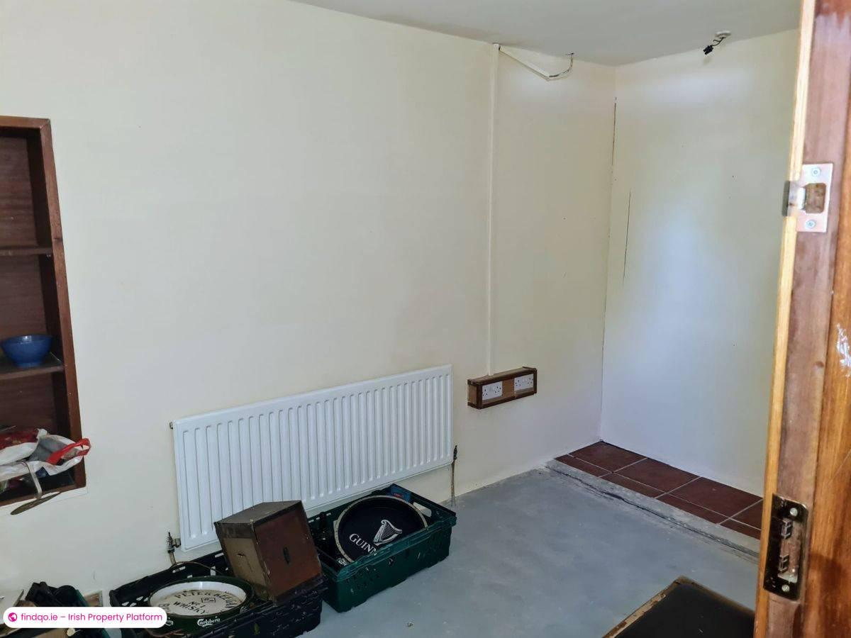 Semi-detached house for Sale in Ballyhaunis, Mayo