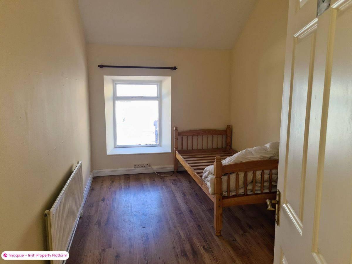 Semi-detached house for Sale in Ballyhaunis, Mayo