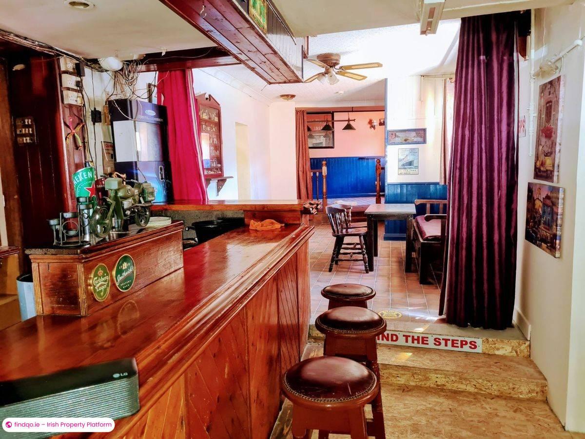 Semi-detached house for Sale in Ballyhaunis, Mayo