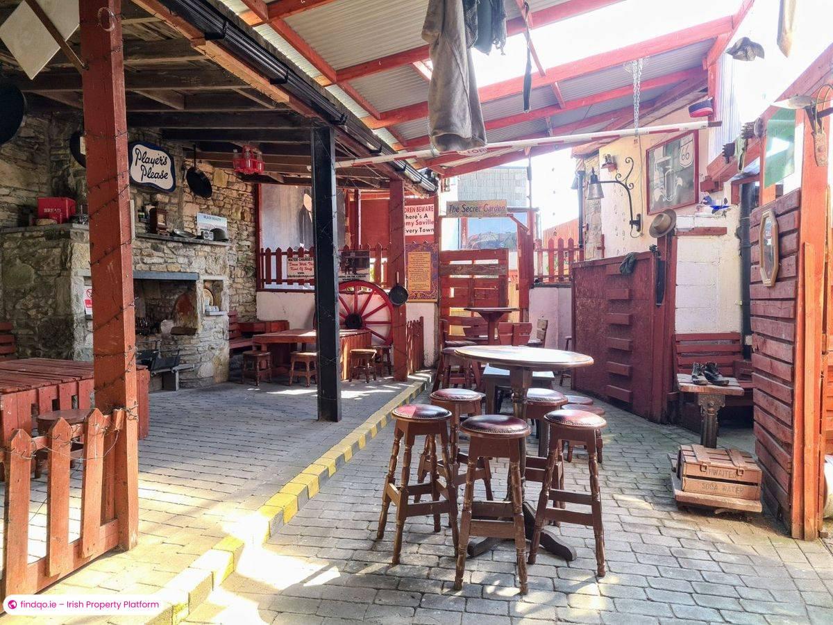 Semi-detached house for Sale in Ballyhaunis, Mayo