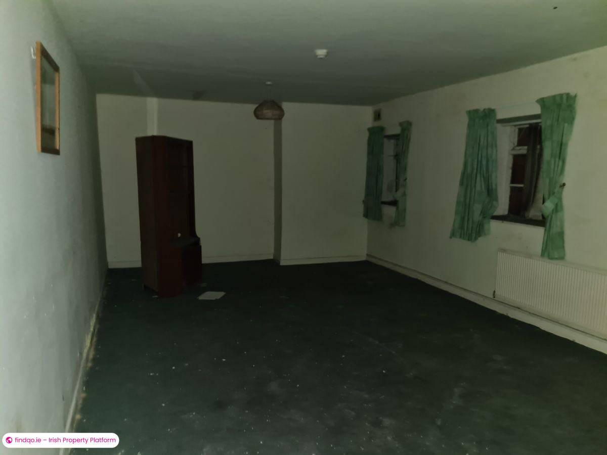 Semi-detached house for Sale in Charlestown, Mayo