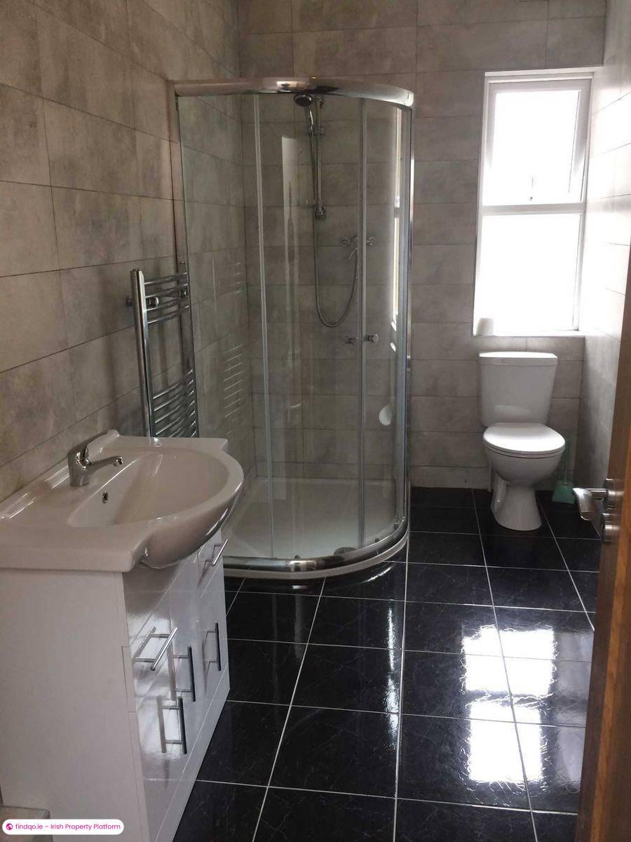 Retail Unit for Sale in Charlestown, Mayo