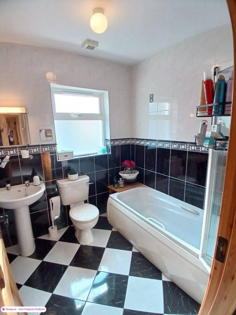 Semi-detached house for Sale in Killorglin, Kerry