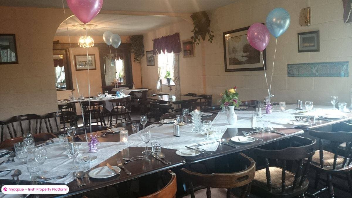 Restaurant / Bar / Hotel for Sale in Caherciveen, Co. Kerry, V23 K799