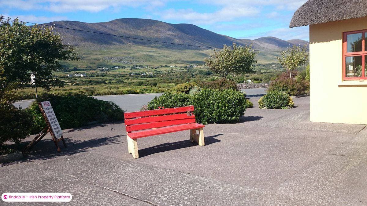 Restaurant / Bar / Hotel for Sale in Caherciveen, Co. Kerry, V23 K799