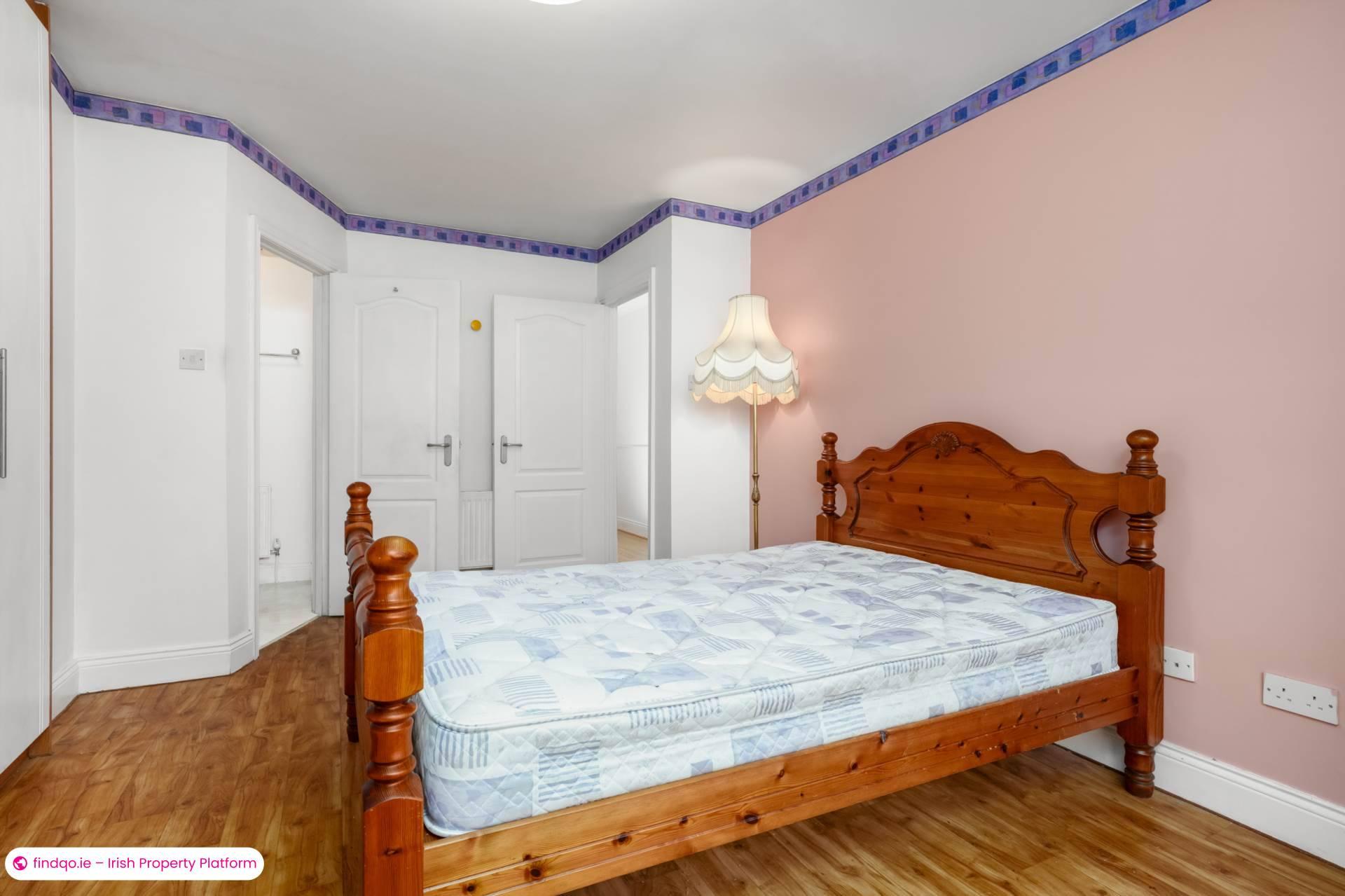 Semi-detached house for Sale in Navan, Meath