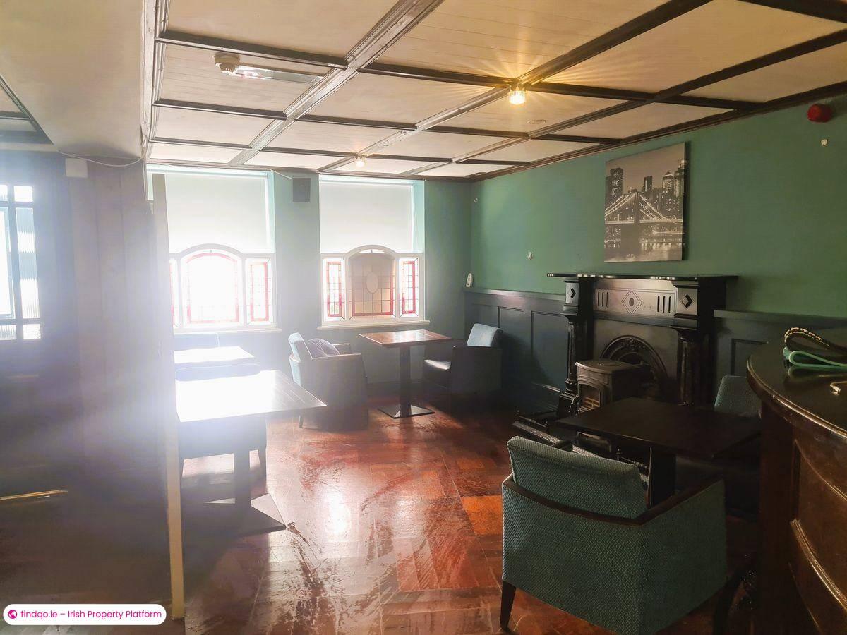 Restaurant / Bar / Hotel for Rent in Charlestown, Mayo