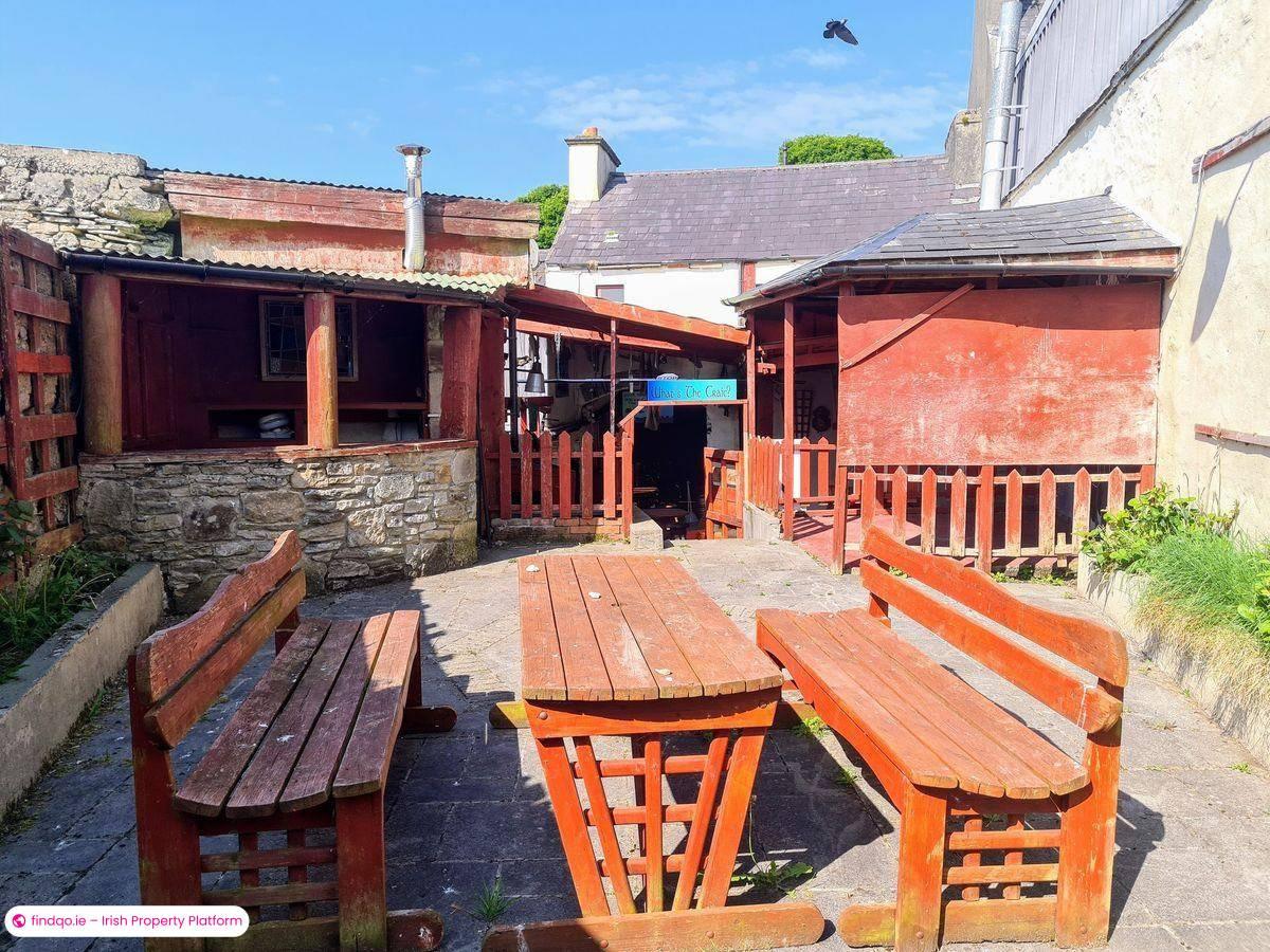 Restaurant / Bar / Hotel for Sale in Ballyhaunis, Mayo