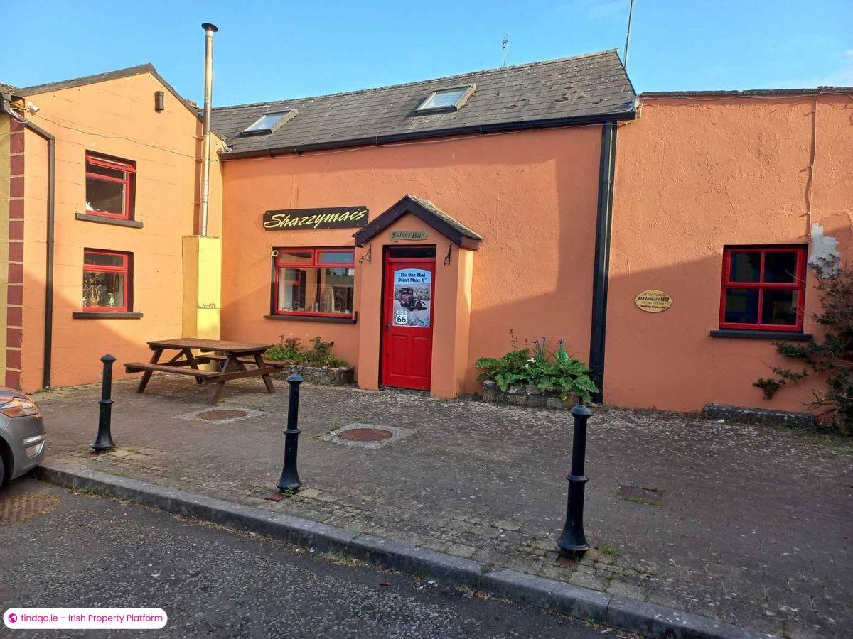 Restaurant / Bar / Hotel for Sale in Kilkelly, Mayo