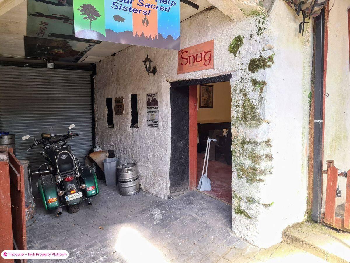 Restaurant / Bar / Hotel for Sale in Kilkelly, Mayo