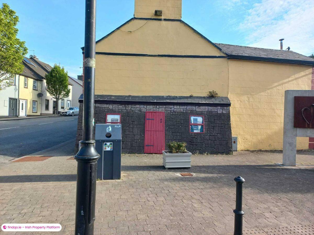 Restaurant / Bar / Hotel for Sale in Kilkelly, Mayo