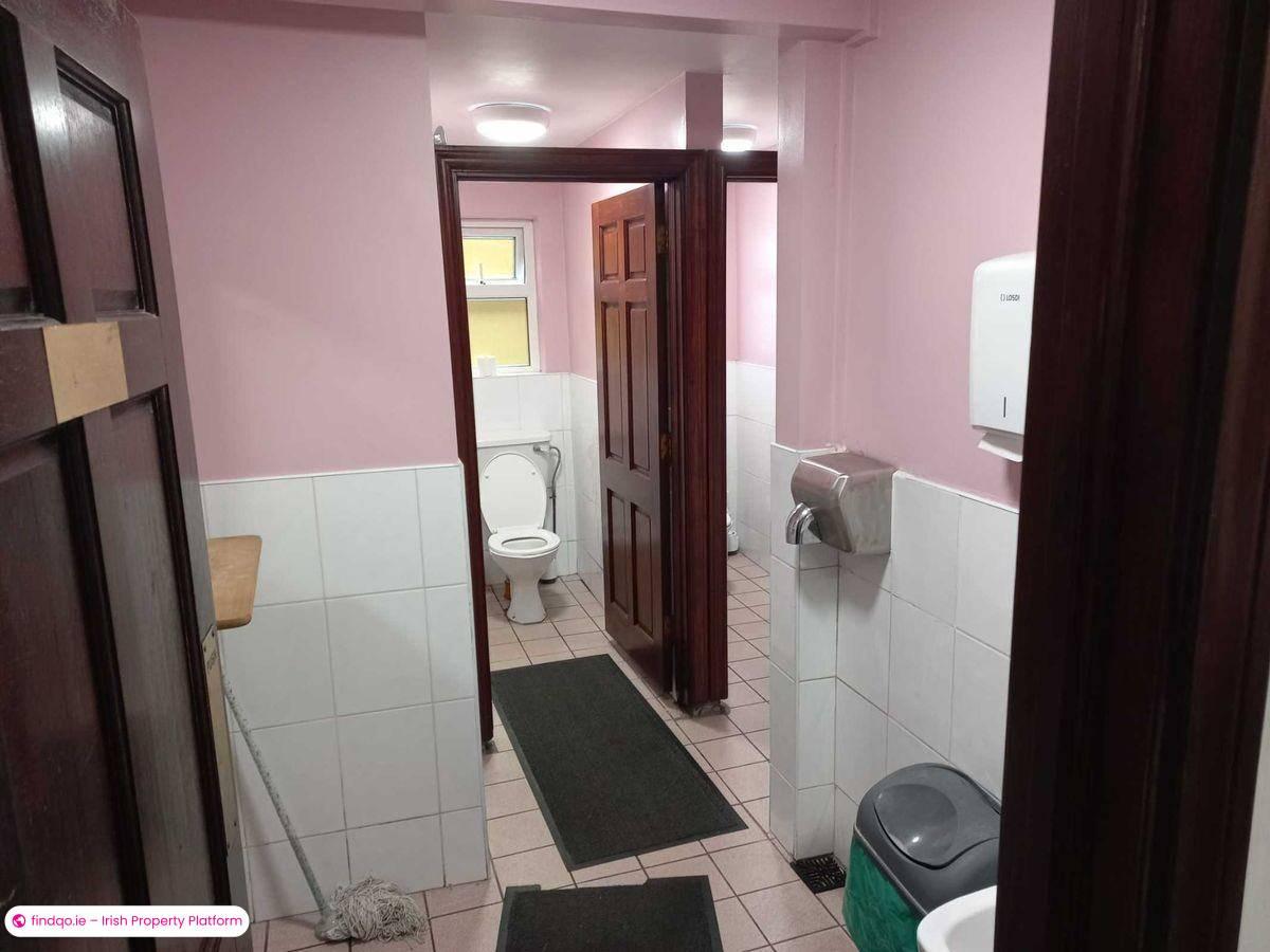 Restaurant / Bar / Hotel for Sale in Kilkelly, Mayo