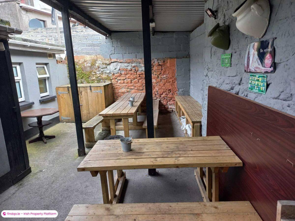 Restaurant / Bar / Hotel for Sale in Kilkelly, Mayo