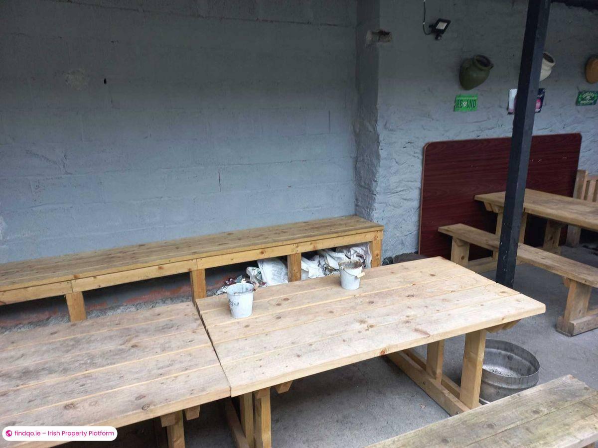 Restaurant / Bar / Hotel for Sale in Kilkelly, Mayo