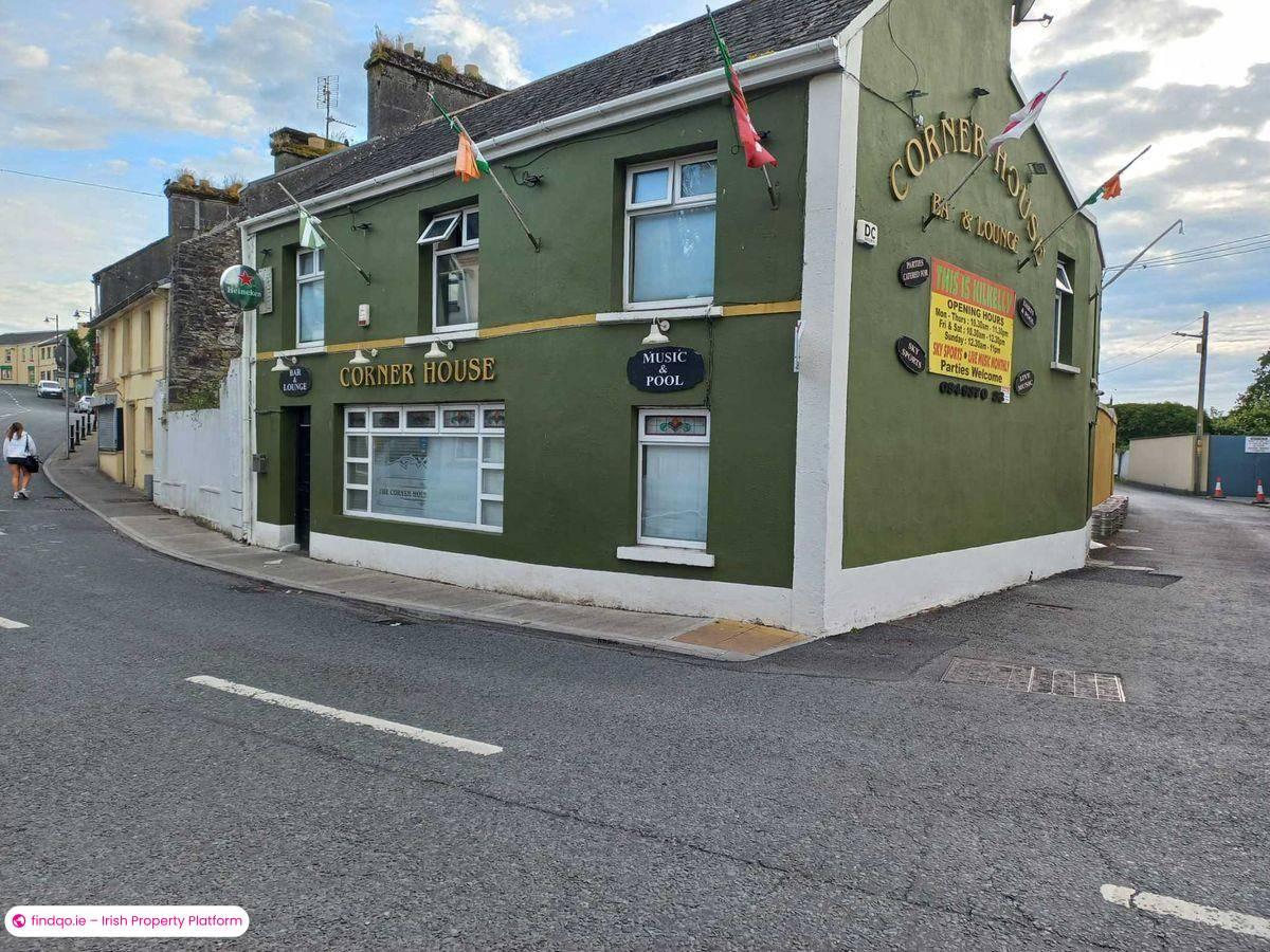 Restaurant / Bar / Hotel for Sale in Kilkelly, Mayo