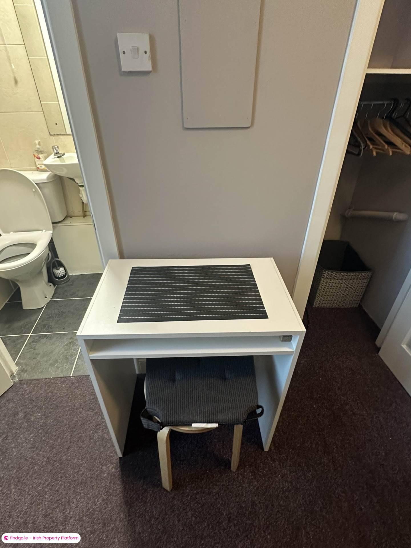 1 Bedroom Semi-detached house for Rent in Dublin 7