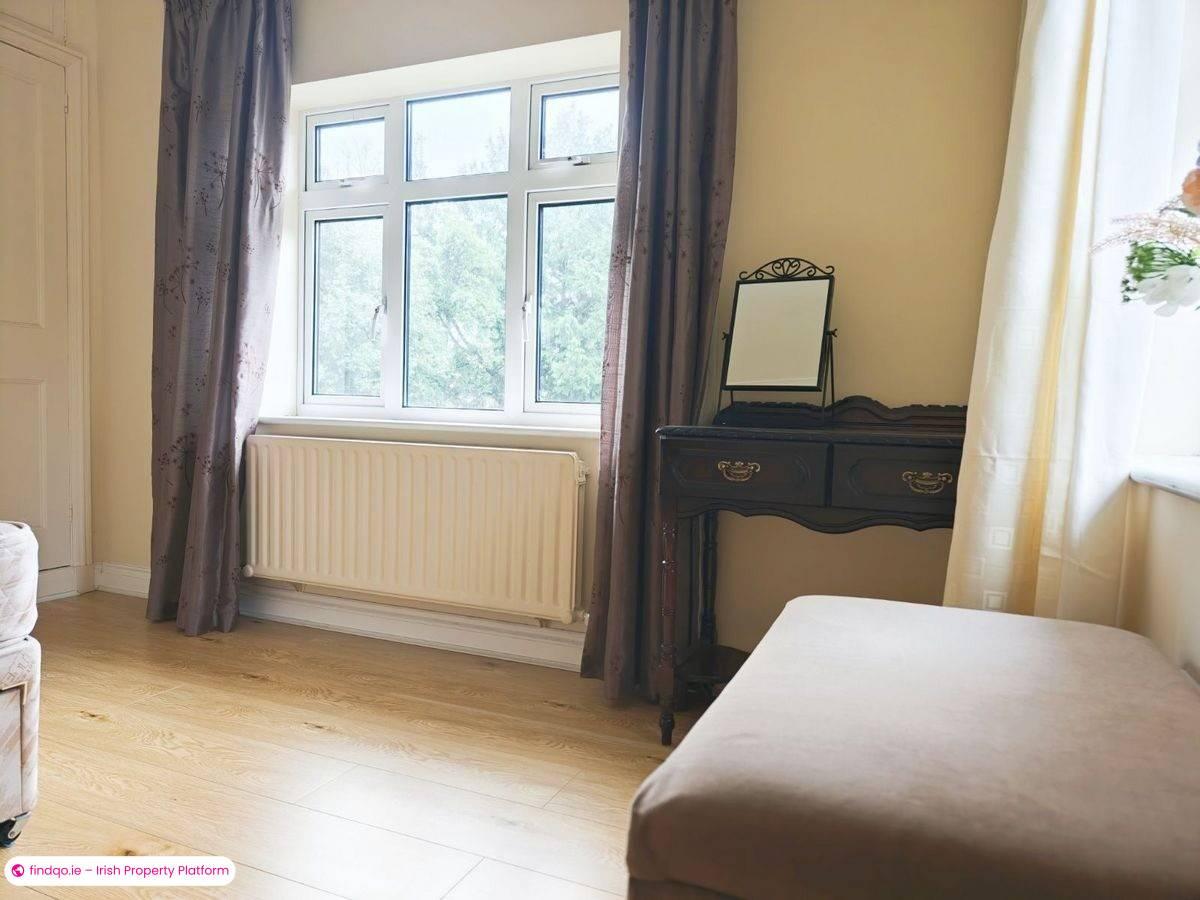 3 Bedroom House for Rent in Loughlinstown, Dublin (County)