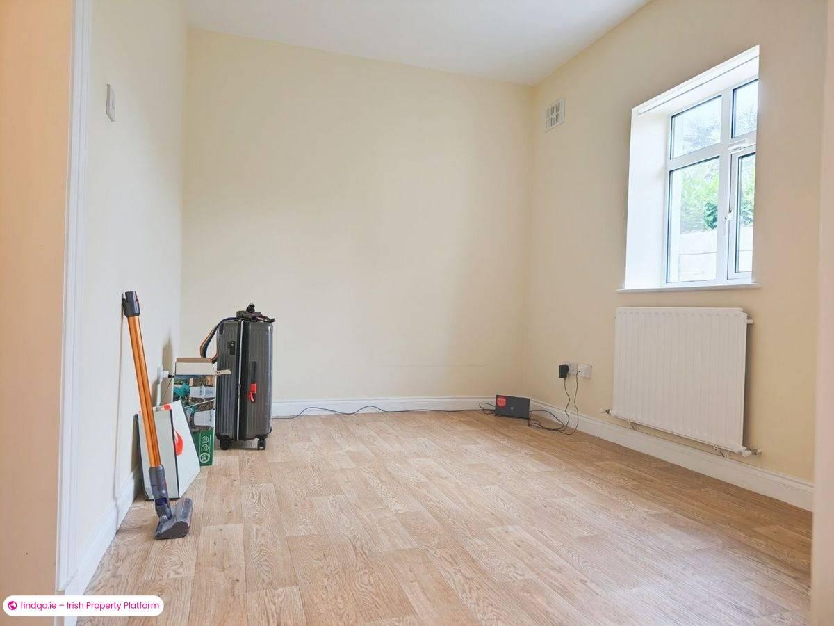 3 Bedroom House for Rent in Loughlinstown, Dublin (County)