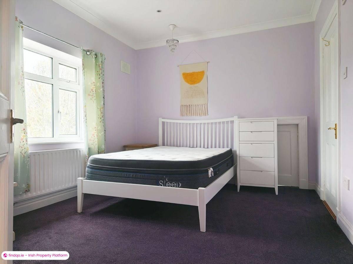 3 Bedroom House for Rent in Loughlinstown, Dublin (County)