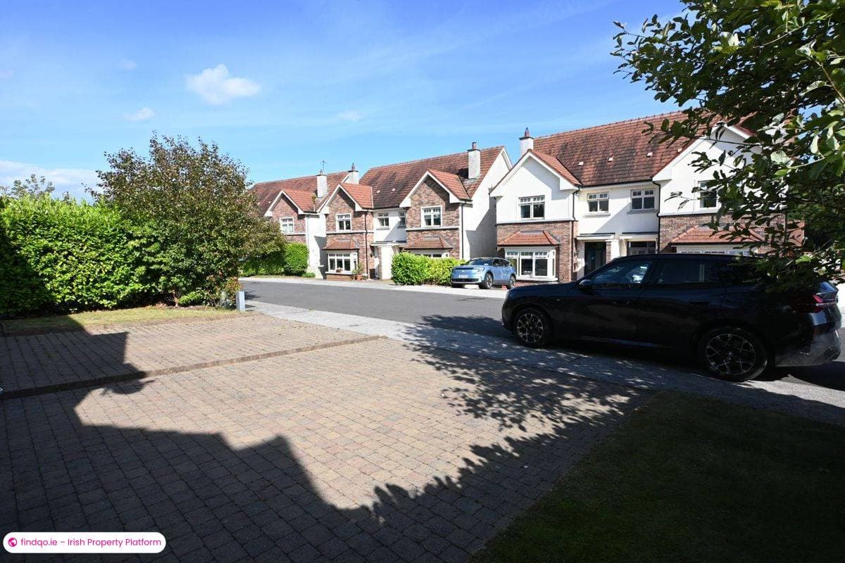 Semi-detached house for Sale in Carrigaline, Cork, P43 X766