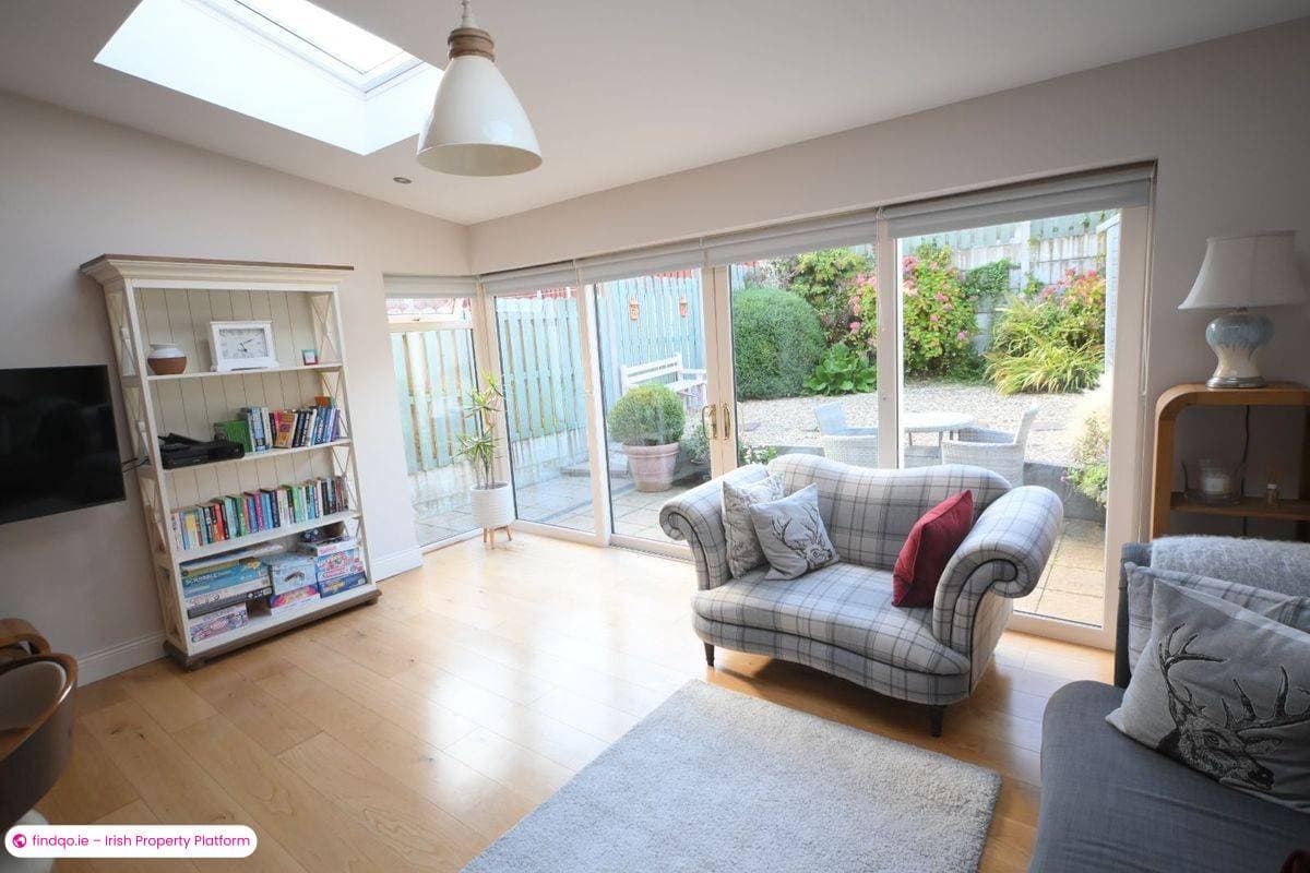 Semi-detached house for Sale in Carrigaline, Cork, P43 X766