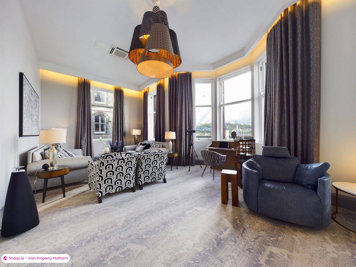 Detached house for Sale in Waterford City Centre, Waterford