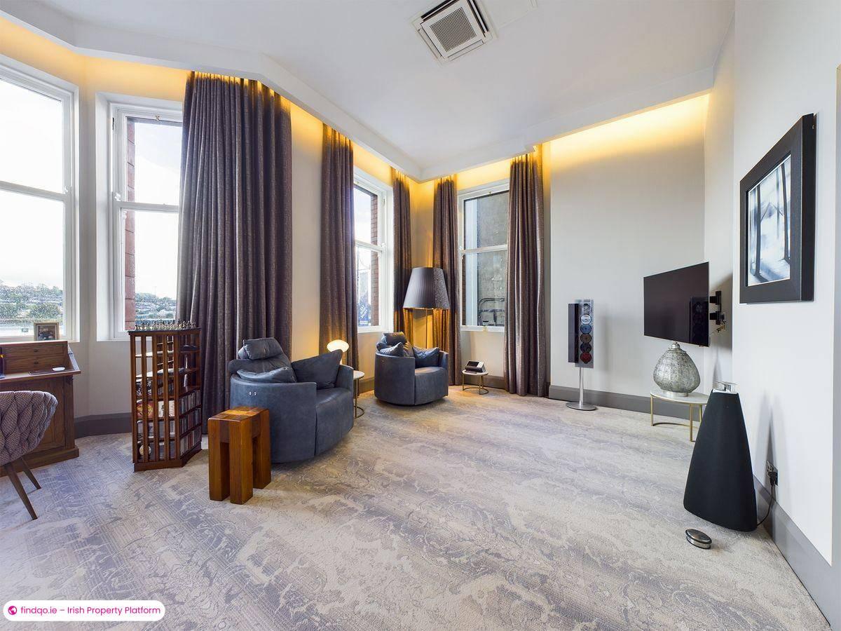 Detached house for Sale in Waterford City Centre, Waterford