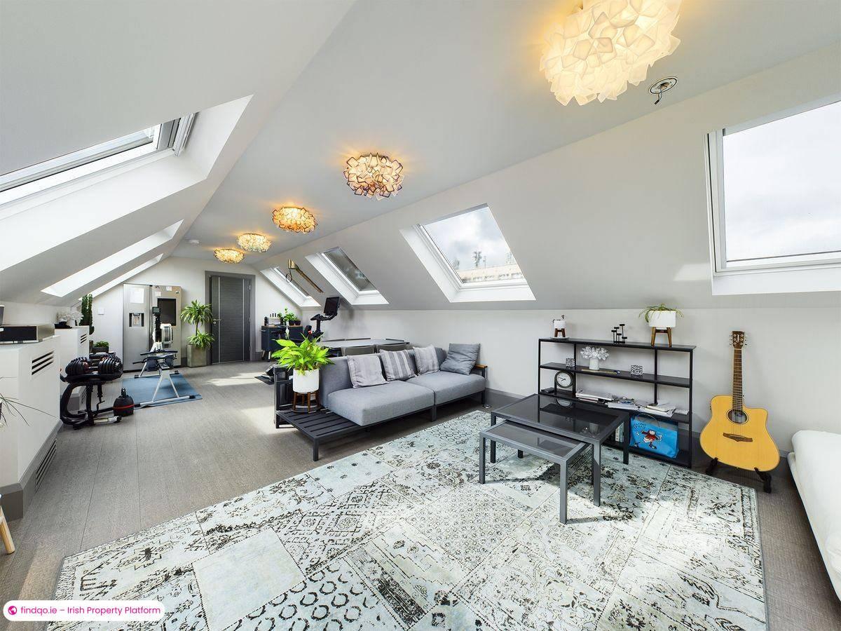 Detached house for Sale in Waterford City Centre, Waterford