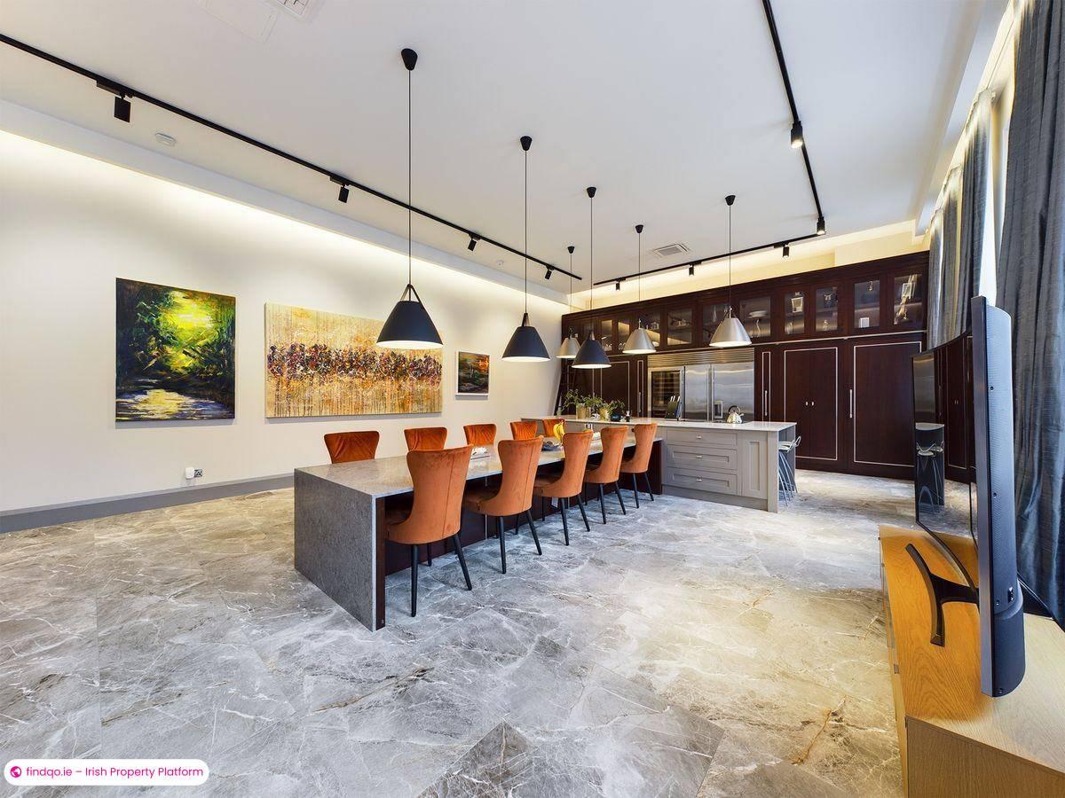 Detached house for Sale in Waterford City Centre, Waterford