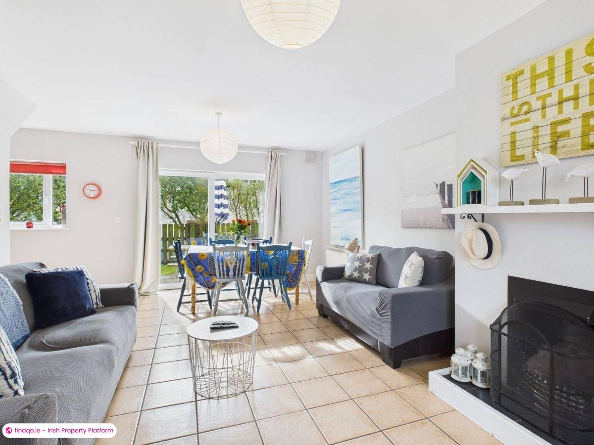 Terraced house for Sale in Dunmore East, Waterford, X91 P2X7