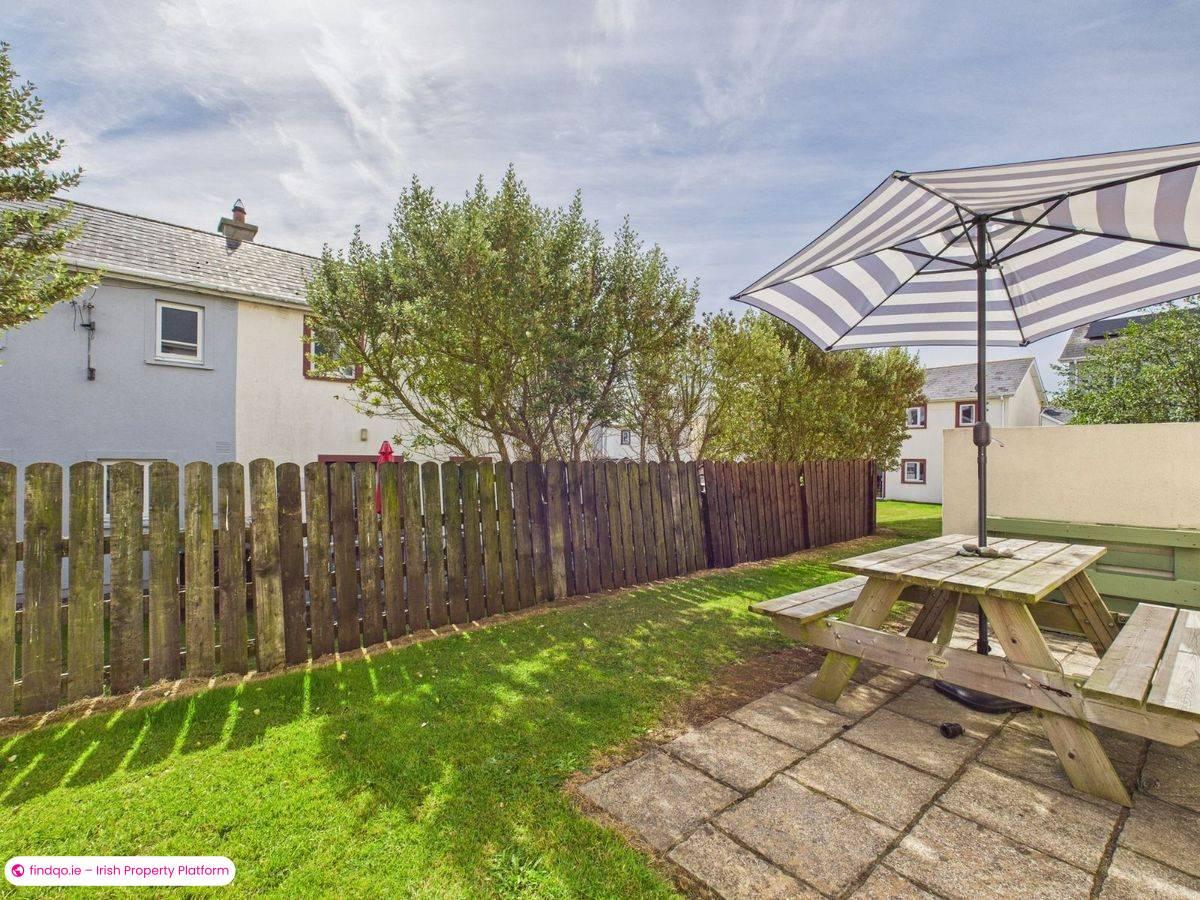 Terraced house for Sale in Dunmore East, Waterford, X91 P2X7