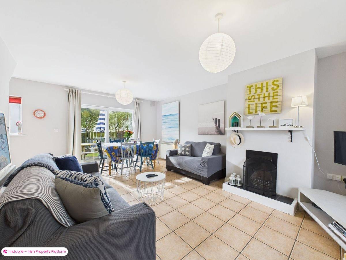 Terraced house for Sale in Dunmore East, Waterford, X91 P2X7