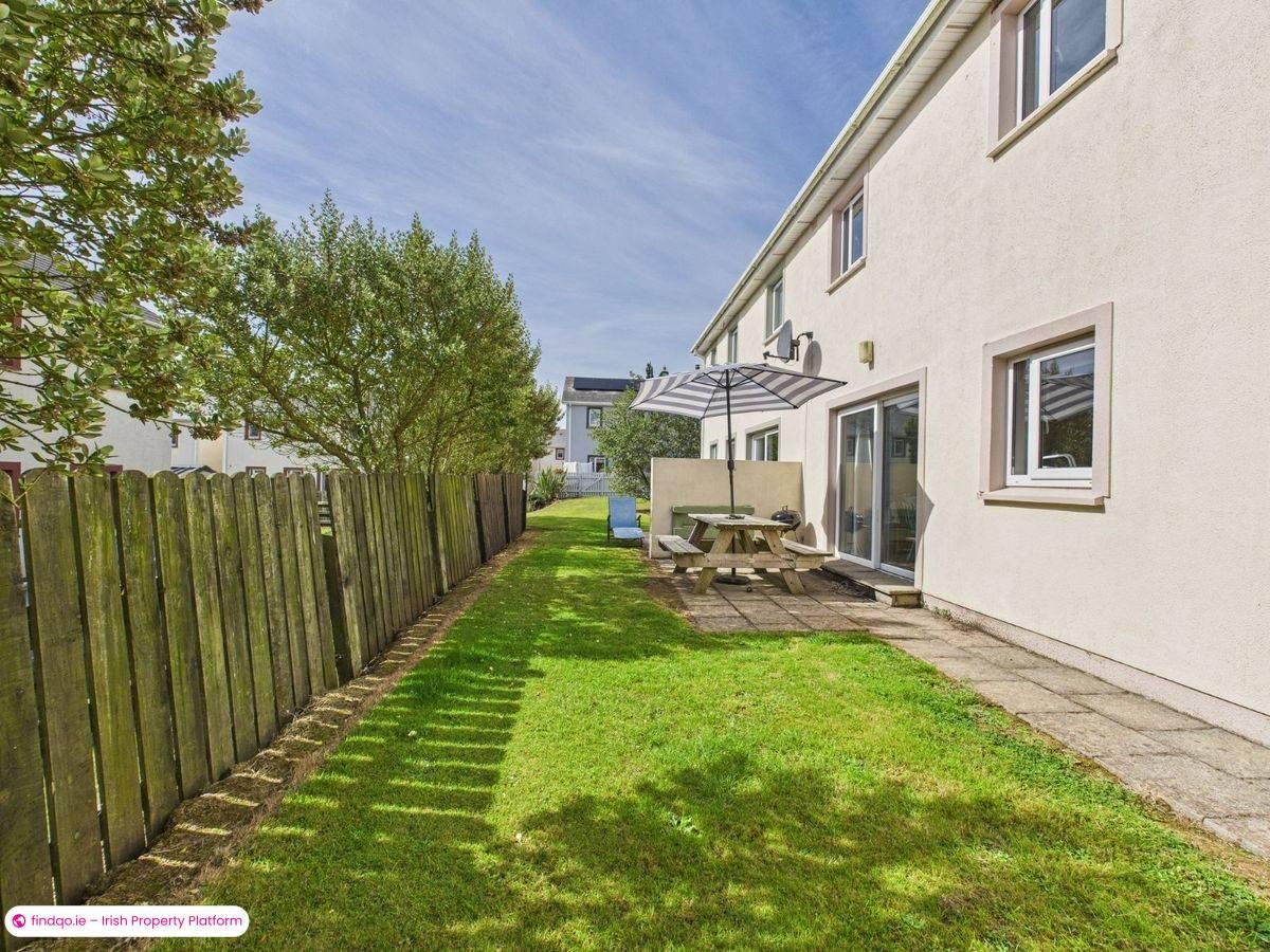 Terraced house for Sale in Dunmore East, Waterford, X91 P2X7