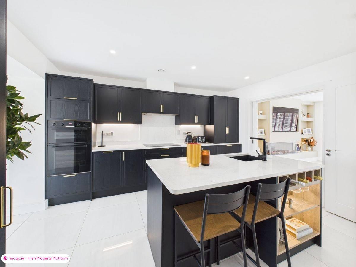 Semi-detached house for Sale in Passage East, Waterford, X91 X6FH