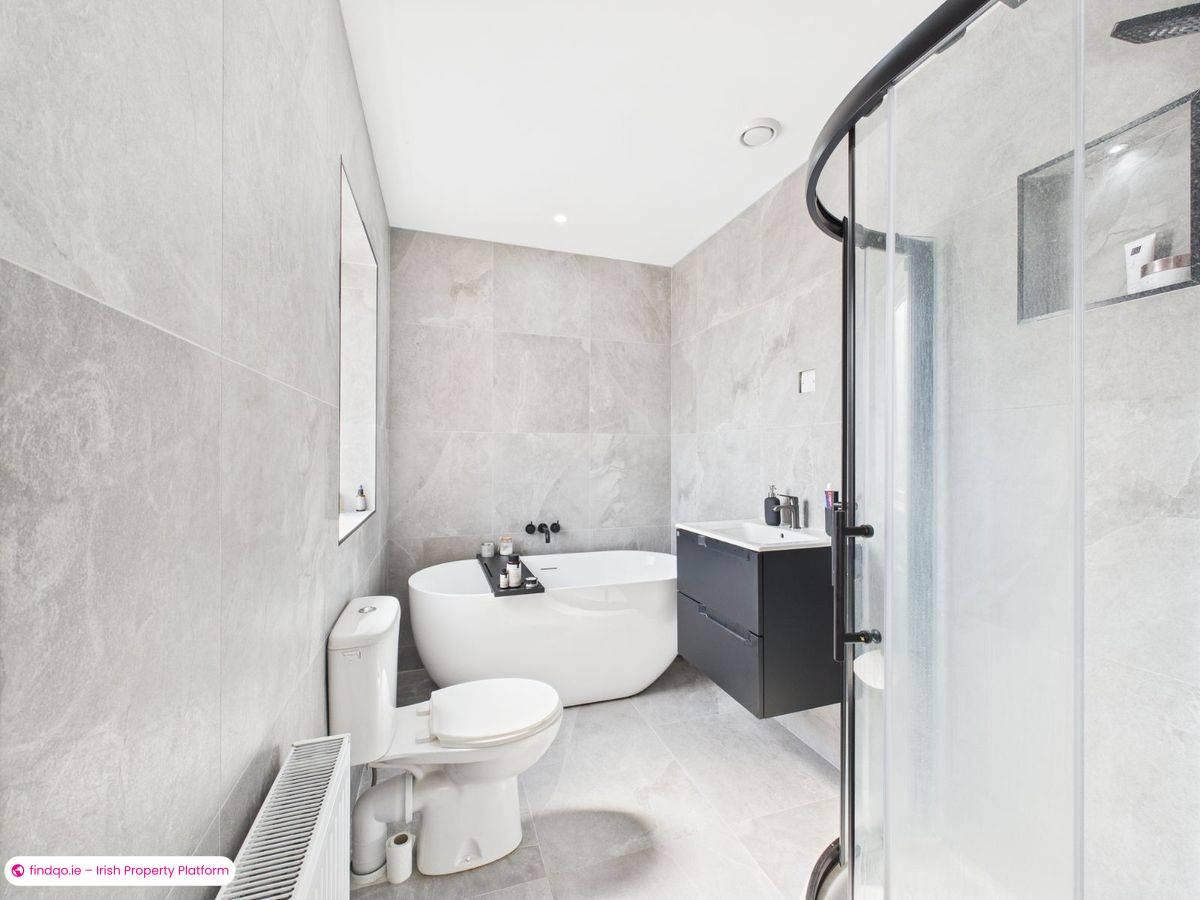 Semi-detached house for Sale in Passage East, Waterford, X91 X6FH