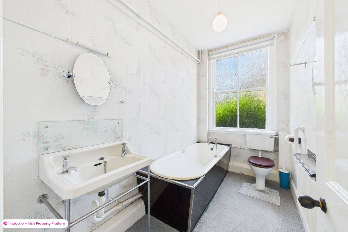 Detached house for Sale in Waterford City Centre, Waterford