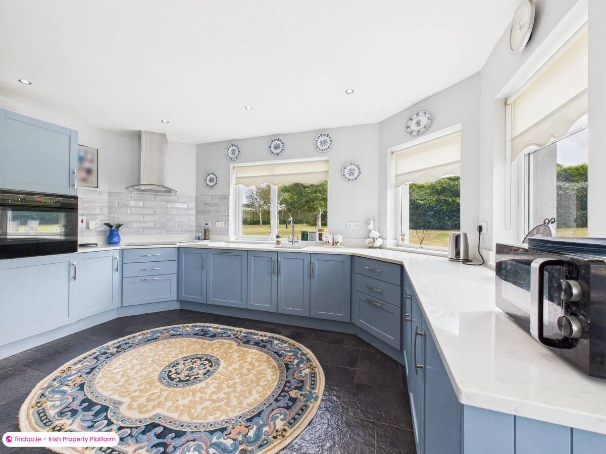 Detached house for Sale in Dunmore East, Waterford, X91 R9V2