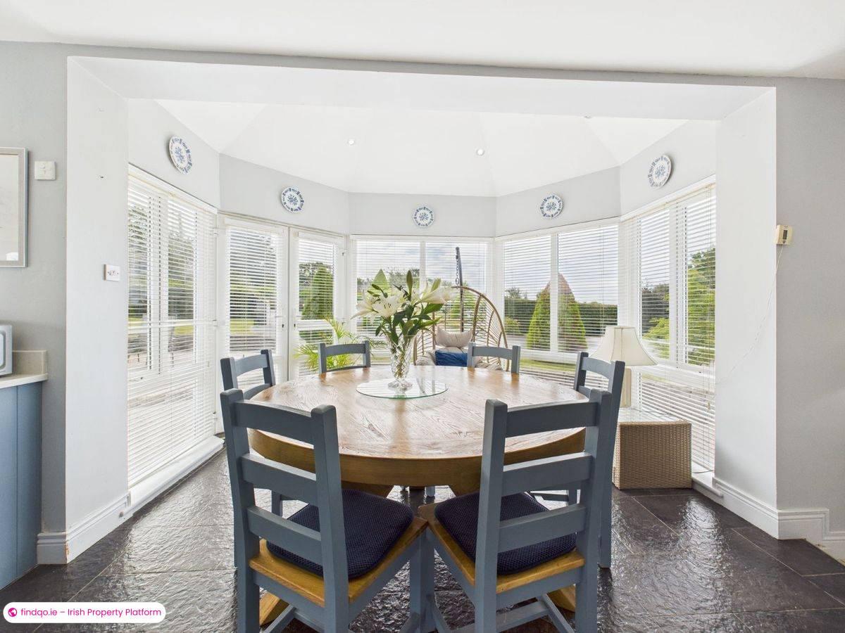 Detached house for Sale in Dunmore East, Waterford, X91 R9V2