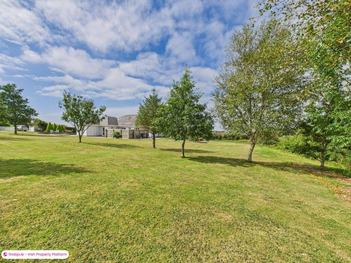 Detached house for Sale in Dunmore East, Waterford, X91 R9V2