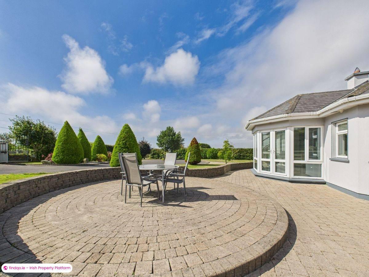 Detached house for Sale in Dunmore East, Waterford, X91 R9V2