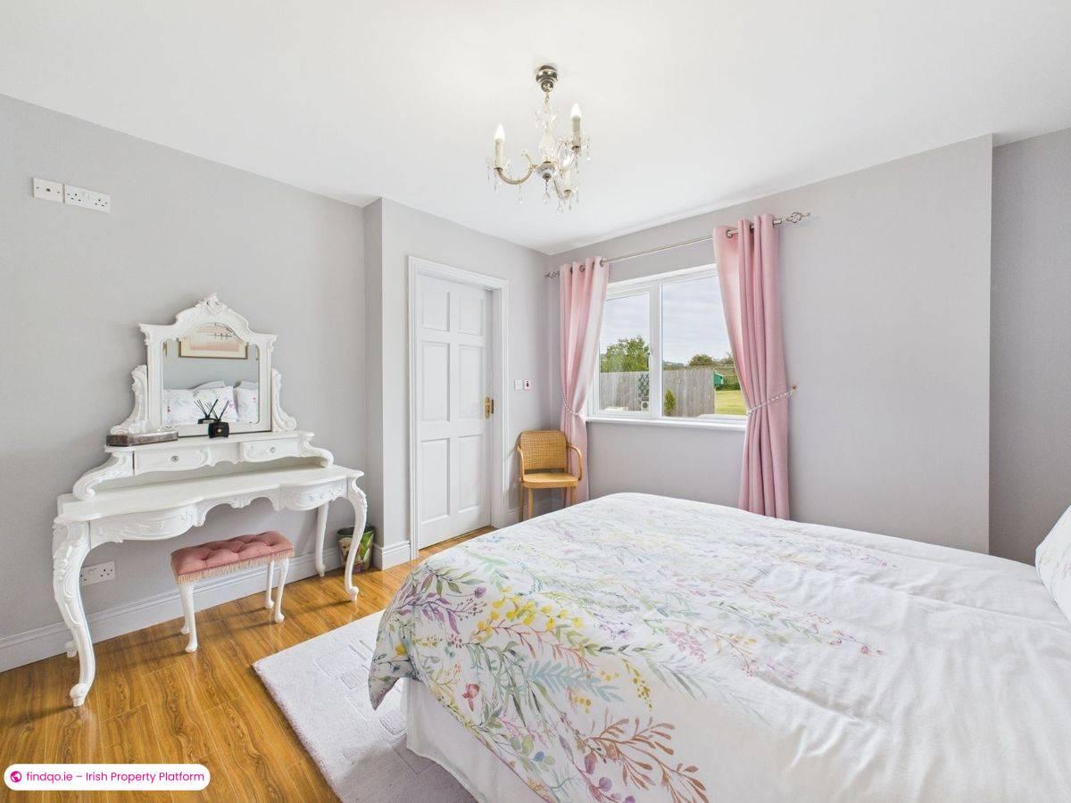 Detached house for Sale in Dunmore East, Waterford, X91 R9V2