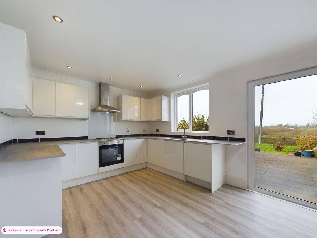 Detached house for Sale in Ballinamona, Waterford