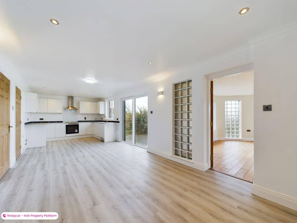 Detached house for Sale in Ballinamona, Waterford