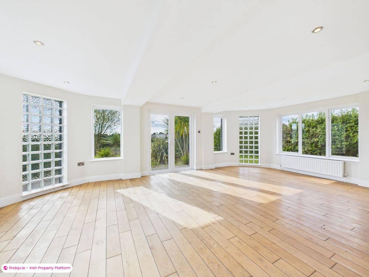 Detached house for Sale in Ballinamona, Waterford