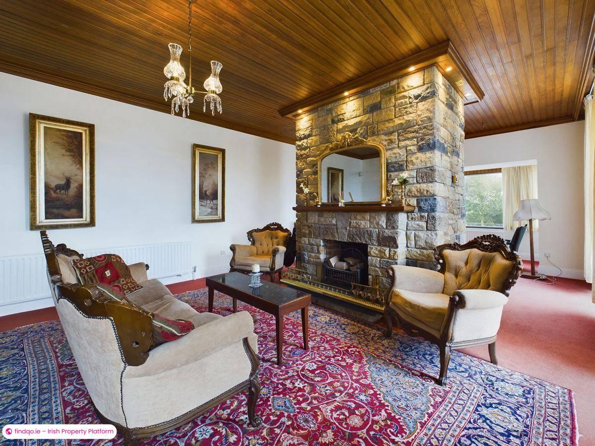 Detached house for Sale in Tramore, Waterford, X91 T262