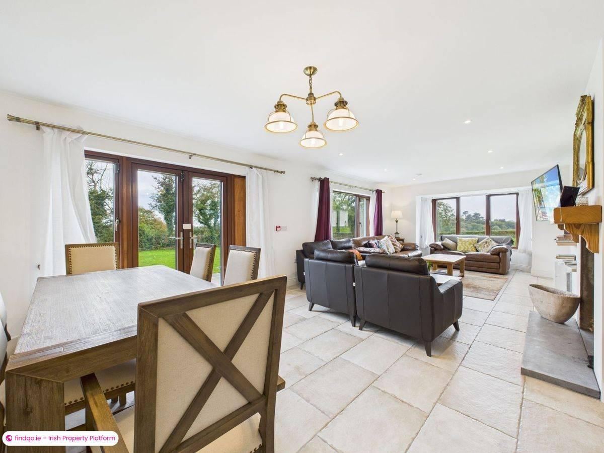 Detached house for Sale in Passage East, Waterford