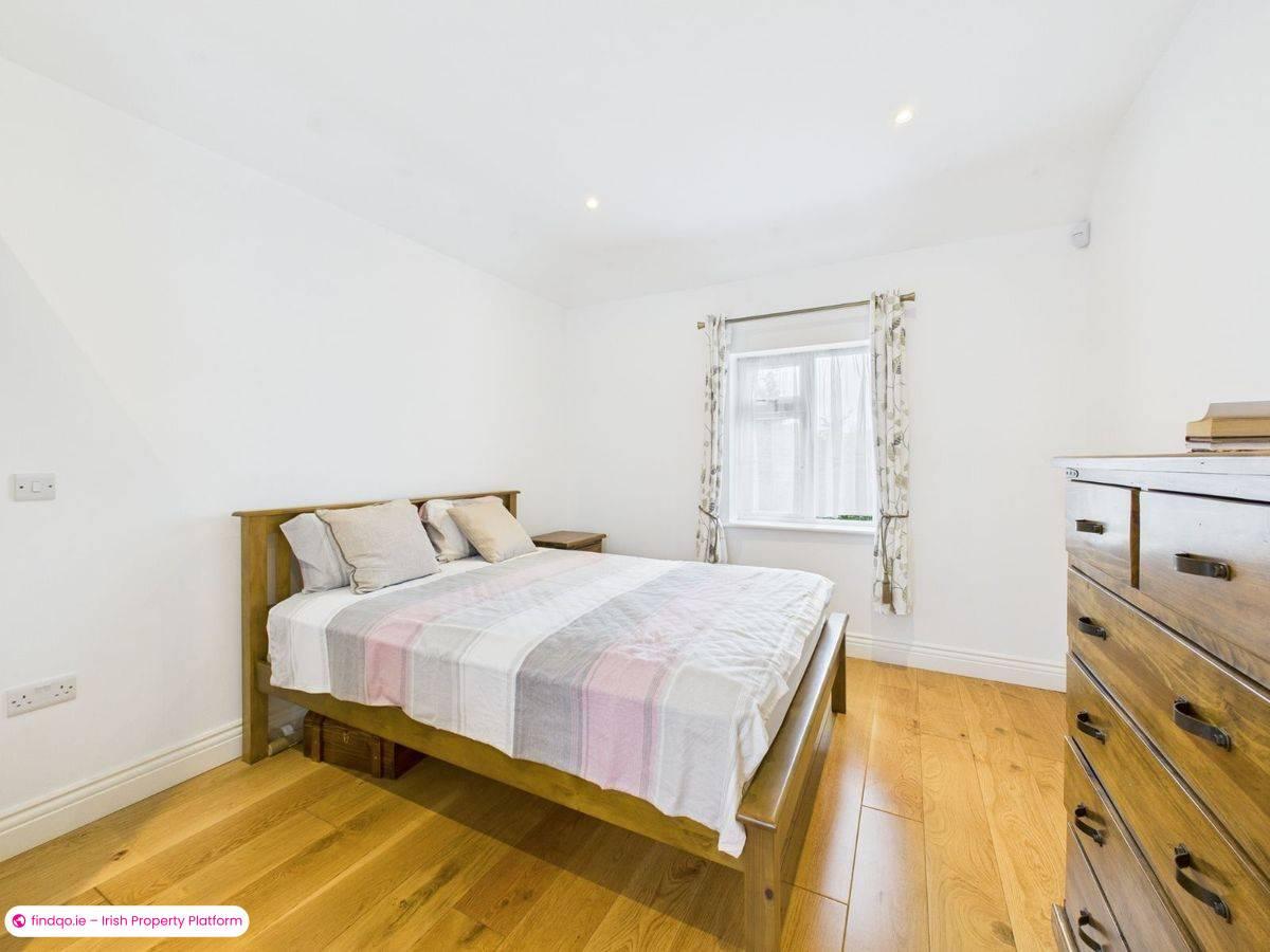 Detached house for Sale in Passage East, Waterford